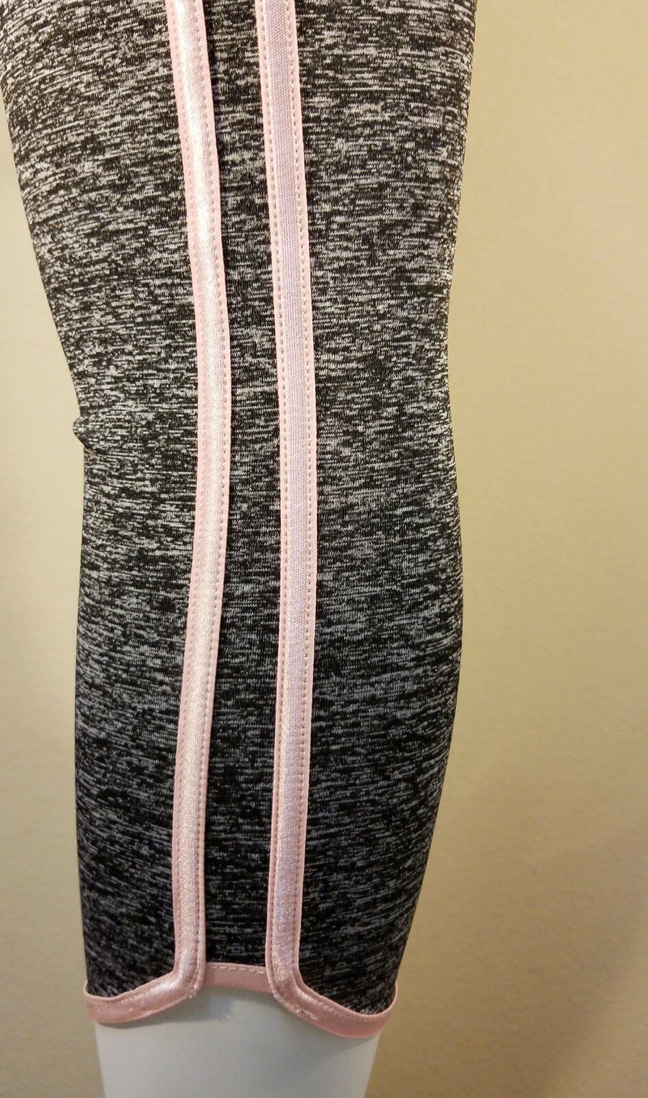 Active Wear Set X-Front Bralette Double Side Stripe Pants Yoga Leggings Workout