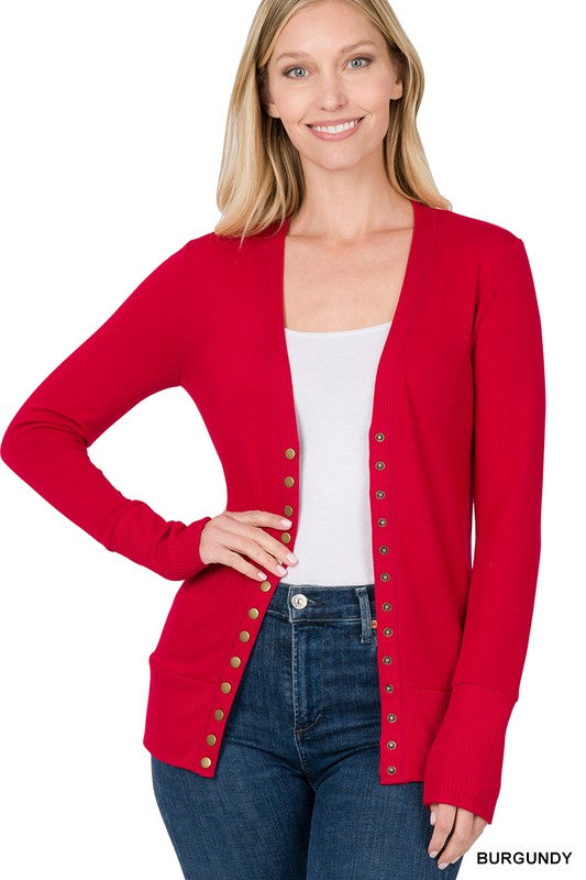 SNAP BUTTON SWEATER CARDIGAN WITH RIBBED DETAIL