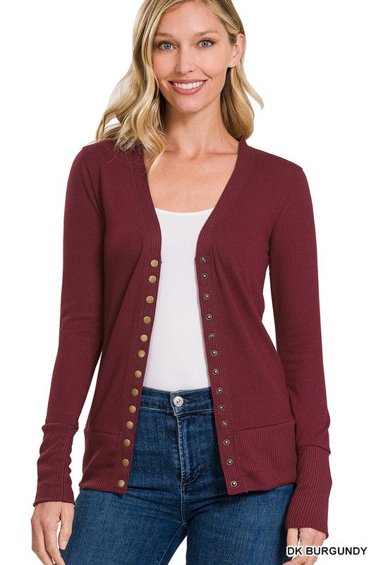 SNAP BUTTON SWEATER CARDIGAN WITH RIBBED DETAIL