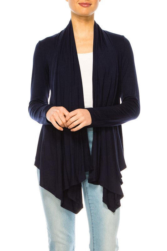 Solid, waist length cardigan in a relax fit