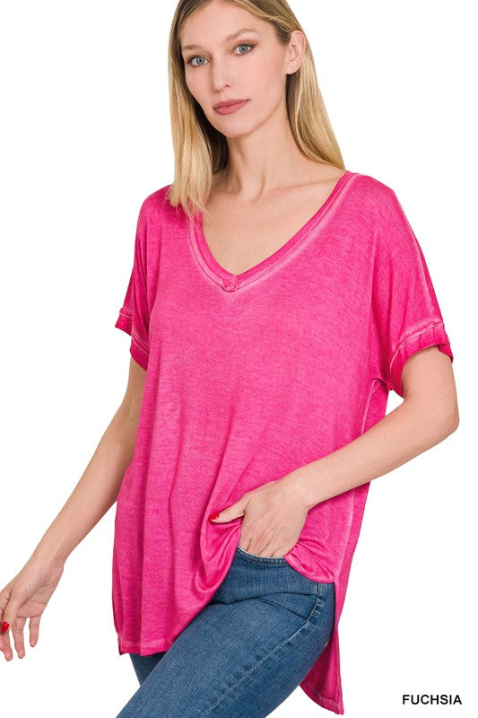 WASHED SHORT SLEEVE V-NECK TOP W HI-LOW HEM