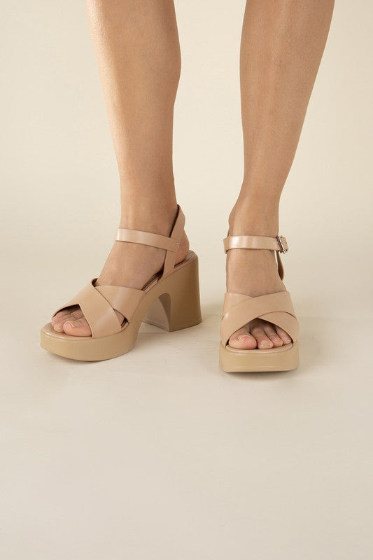 TOUCH-S CRISSCROSS SANDAL HEELS